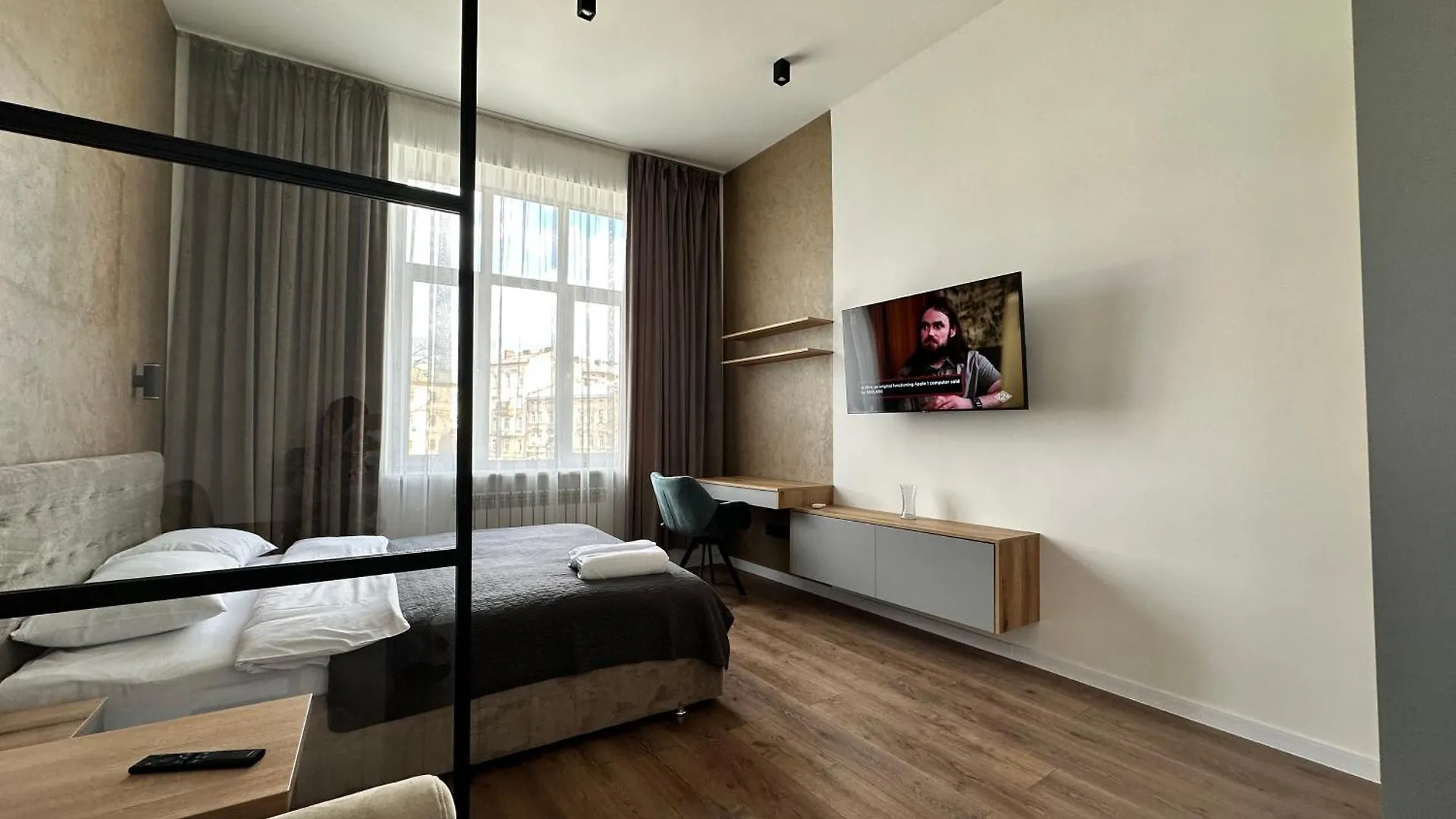 Romantic Apartments - In The Center Of Lviv , King-Size Bed