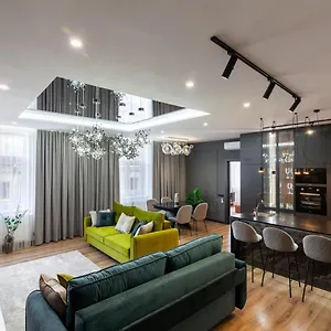 Royal Vip On Gorodotska 31 Апартаменты